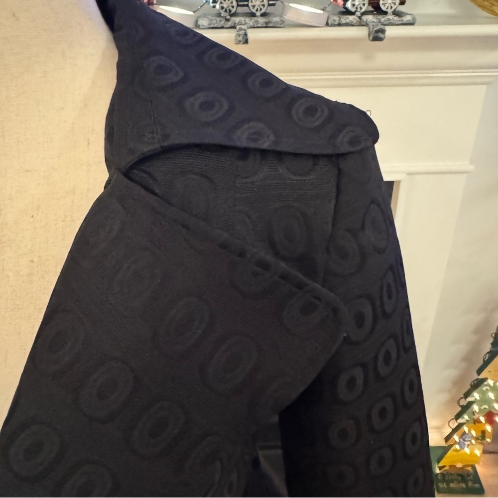 ✨ Elena Solano Black Textured Belted Jacket | Small ✨ - Picture 3 of 10
